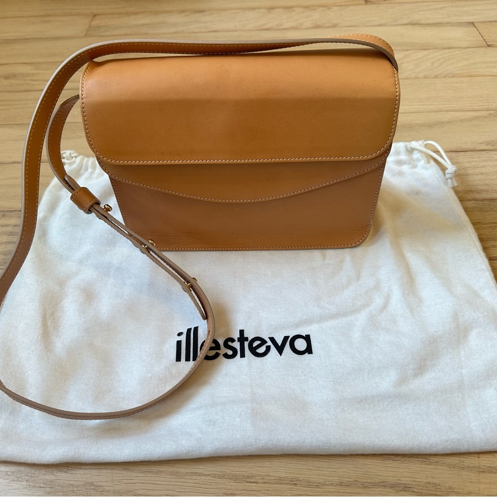 Illesteva Flamingo Flap Shoulder Bag - Picture 4 of 9
